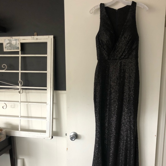 Size 8 WORN ONCE Black Sequin Gown - Picture 6 of 7